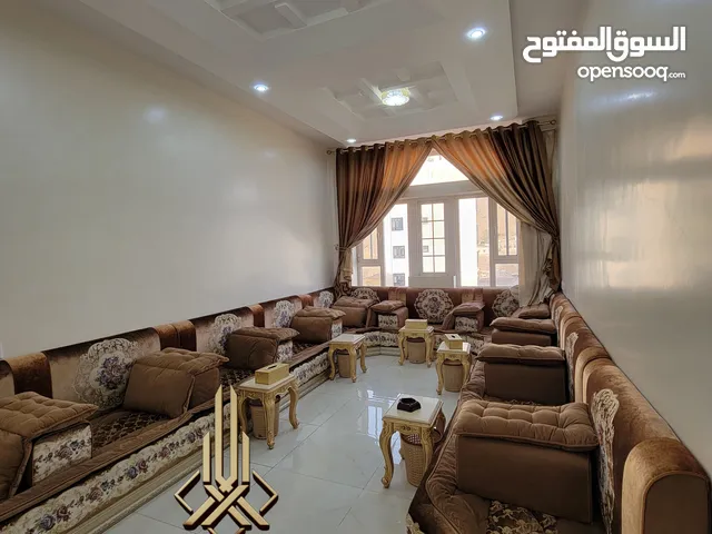 شقة مفروشة رووووعة واطلالة رائعة للايجار في أرقى أحياء صنعاء حده شارع الخمسين