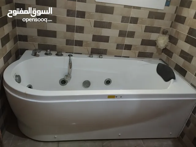 جاكوزي للبيع