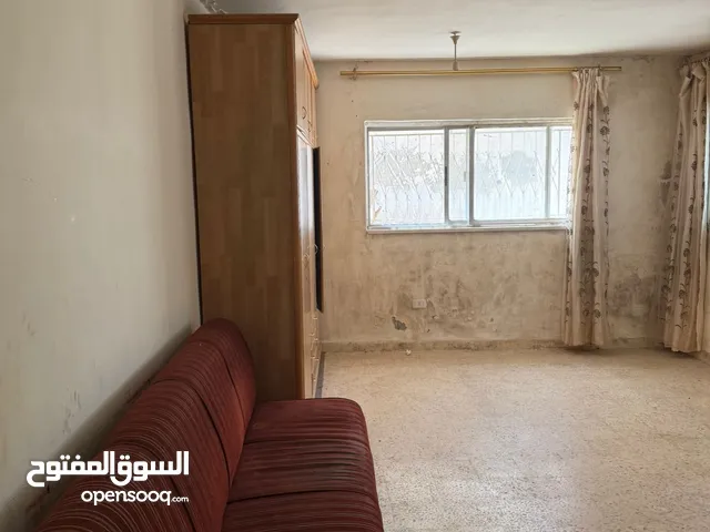 ستوديو فارغ ارضي للإيجار تلاه العلي 30 م2