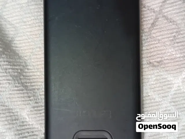 Earldom  باور بانك مستعمل خفيف جبته قبل يوم الوقفه بيوم