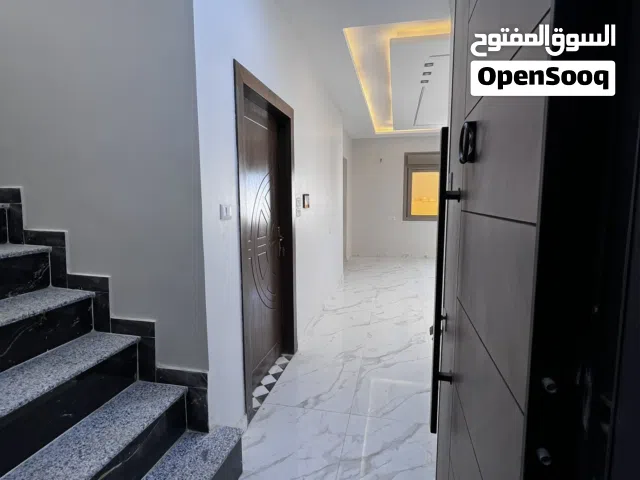 190 m2 3 Bedrooms Apartments for Sale in Zarqa Dahiet Al Madena Al Monawwara