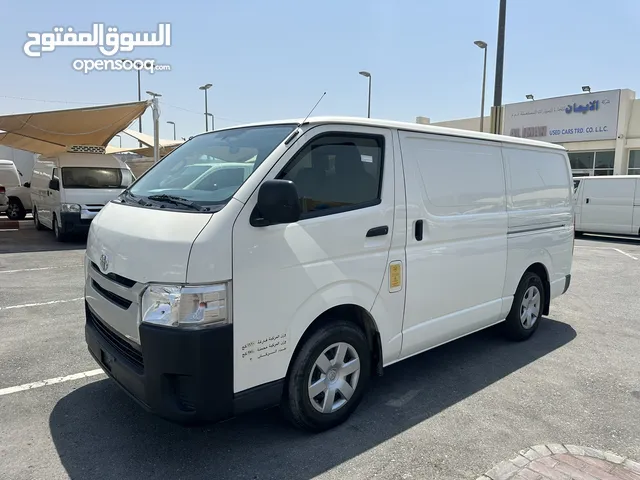 Used Toyota Hiace in Sharjah