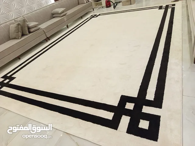صناعة السجاد بتصميم فاخر حديث