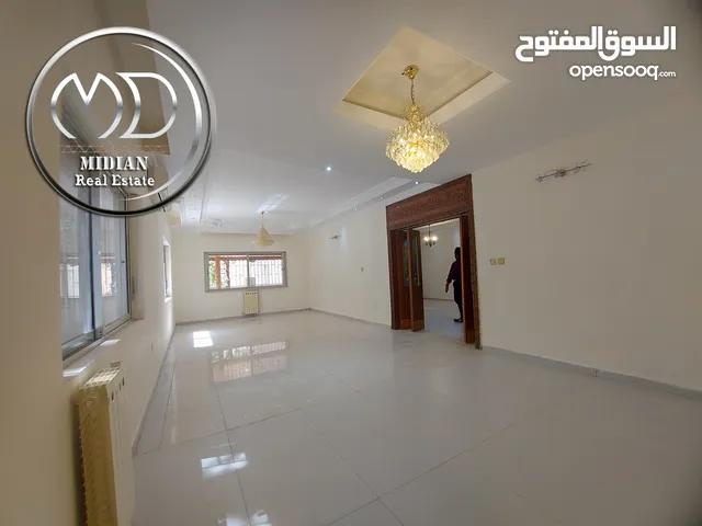 300 m2 3 Bedrooms Apartments for Rent in Amman Khalda