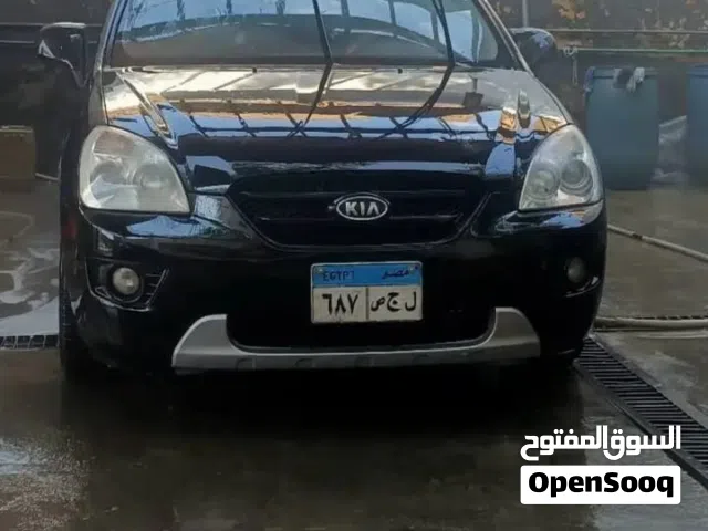 2010 كيا كارينز Luxury