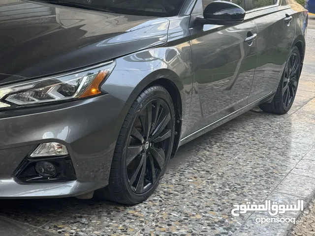 نيسان التيما sr midnight 2022