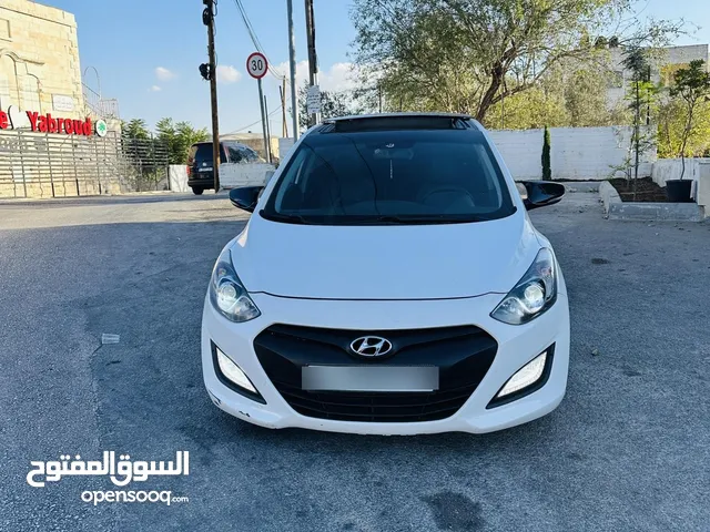 هونداي i30 2013 فل الفل مش ناقصها اشي بالصلاه على النبي السيارة جديده ولعبه