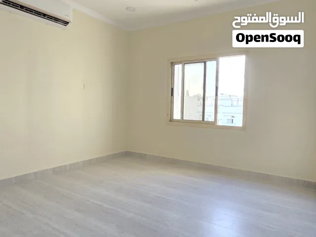 للايجار شقه في قلالي مع التكيف  غير شامل الكهرباء