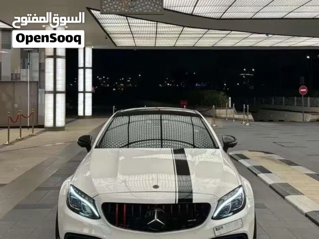 2017 مرسيدس بنز الفئة-C C 63 AMG