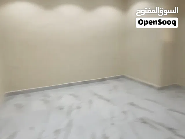 300 m2 5 Bedrooms Apartments for Rent in Farwaniya West Abdullah Al-Mubarak