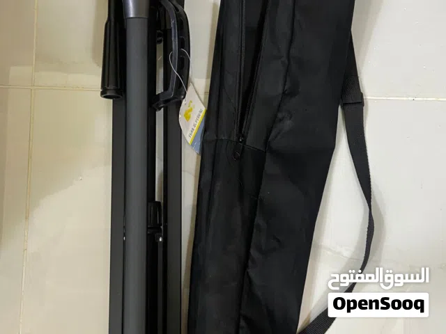 حامل للكاميرا جديد غير مستخدم ب 20 دينار