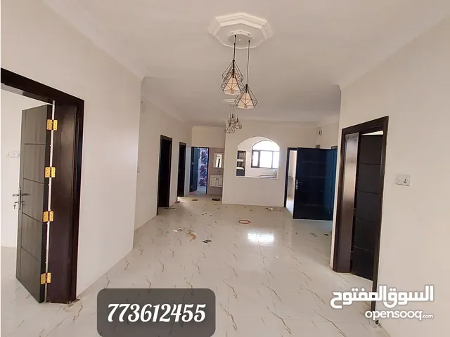 8 m2 5 Bedrooms Apartments for Rent in Sana'a Sa'wan