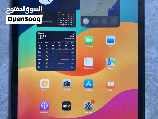 IPad 9 64gb with sim card  ايباد 9 64 ذاكرة مع بطاقة نت. مناسب للدراسة