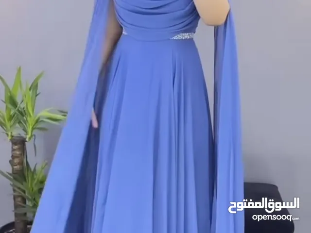 فستان خطوبة او حفله