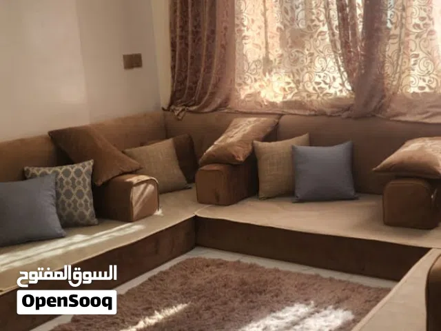 مجلس للبيع