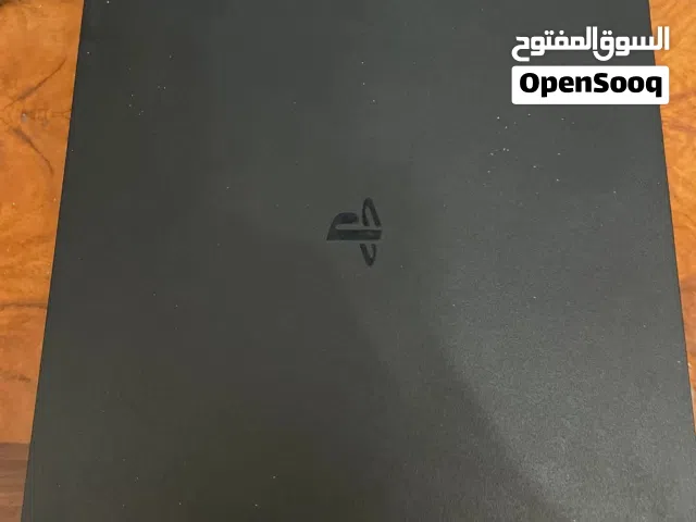 بلاستيشن 4 استعمال خفيف