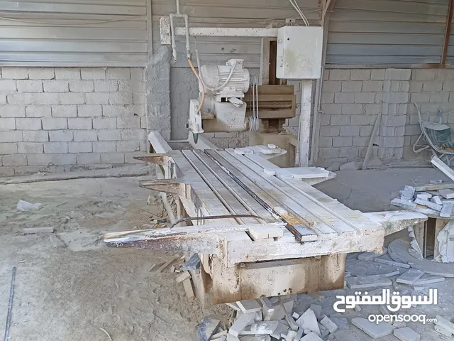 موس قص رخام سوري الصنع بحالة جيدة محرك 18حصان