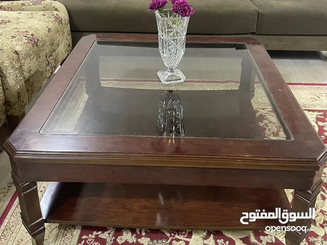 طربيزات سكملات وسط وثنتين جانبيات