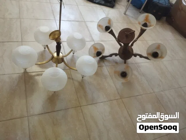 ثريات شبه جديده للبيع