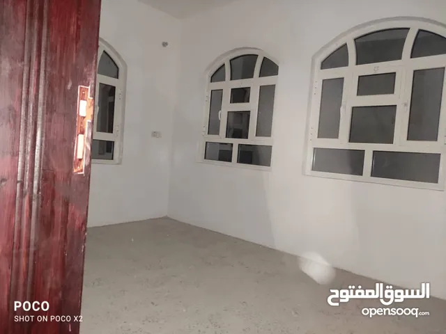 112 m2 4 Bedrooms Apartments for Sale in Sana'a Al-Huthaily