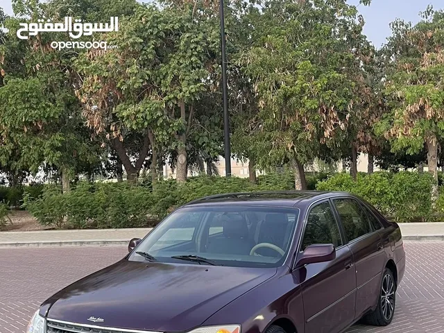 تويوتا أفالون موديل 2000  للبيع