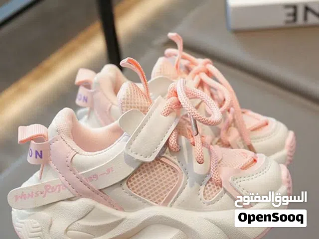 بوت رياضي كاجوال انيق للبنات