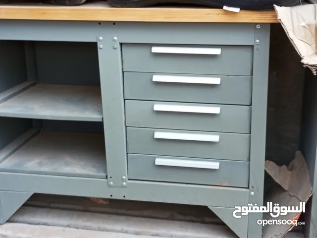 طاوله صناعيه صناعة اوروبيه