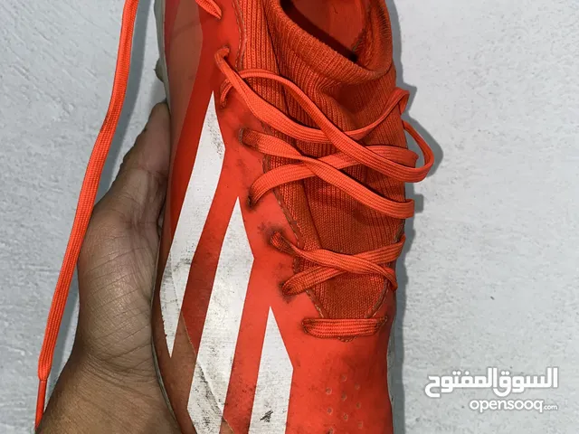 Chaussures Adidas X crazyfast num 42,5 etat  n9eeya bzf