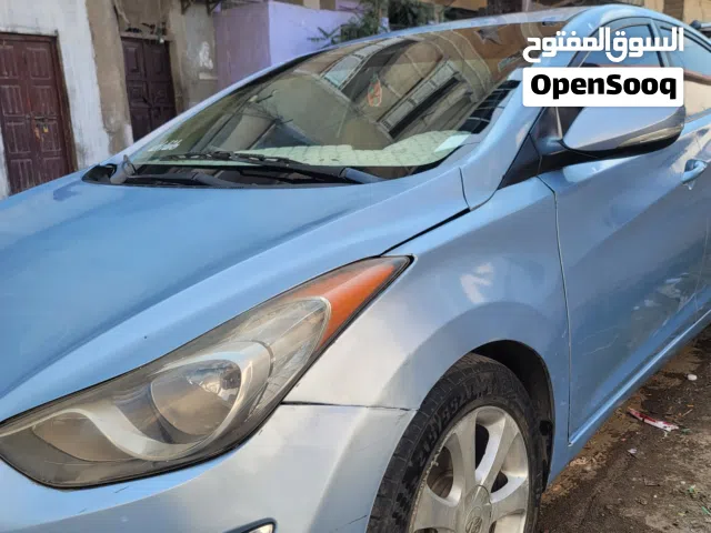 2013 هيونداي النترا Limited