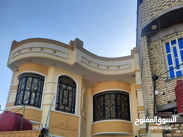 150 m2 5 Bedrooms Townhouse for Sale in Basra Al Tuba Wa Al Nakhila