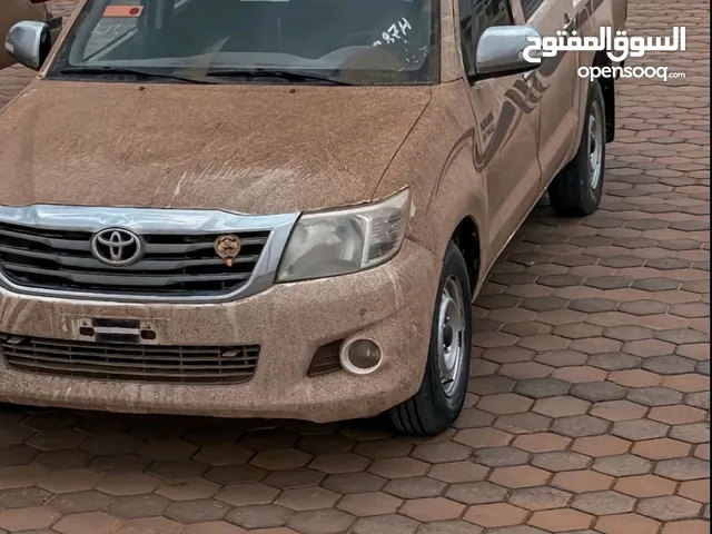 Used Toyota Hilux in Misrata