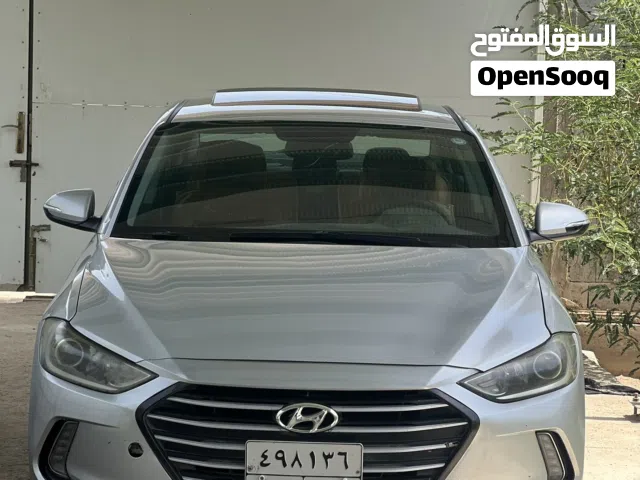2017 هيونداي النترا Limited