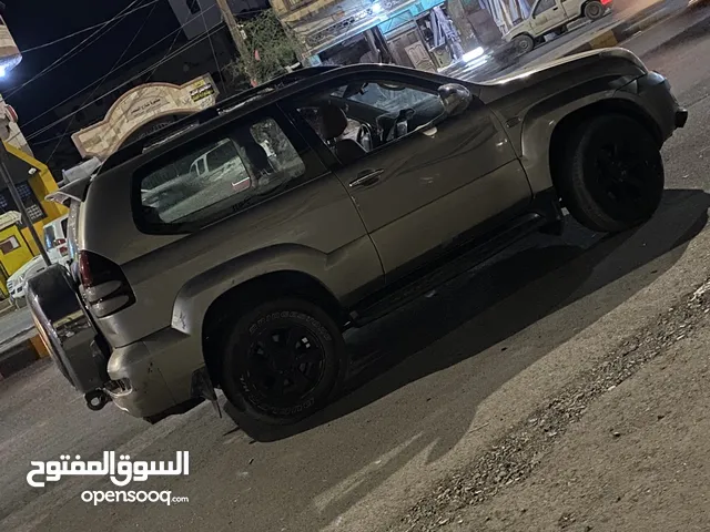 تويوتا برادو باب واحد ربع لاهل الفخامه