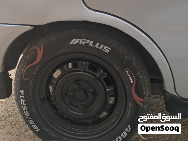قياس 14 كوشوك كما موضح بالصور للبدل على جنط يكون قياس 15 راس براس من باب التغيير فقط.