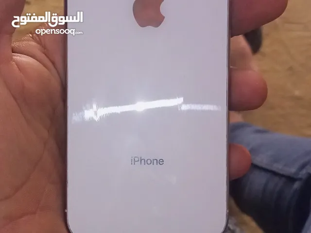 ايفون x بحاله ممتازه مساحه 256 فيس اي دي طلقه ومعاه كرتونه وشاحن