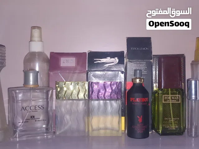 فرصة عدد 10 زجاجات برفانات فارغه أحجام  متنوعه للبيع برندات  لاصحاب محلات العطور أو لمحبي زجاج العطو