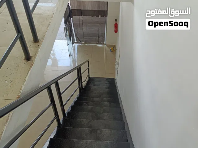 أول شهر مجاني فرررصة محلات من طابقين مساحات مختلفة