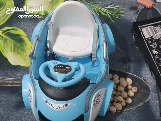عربة أطفال جيده جدا