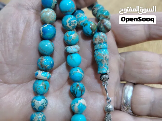 سبحه من أجمل الاحجار الكريمه
