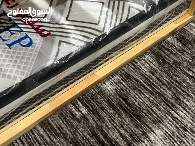 سرير نفر مع مرتبه جديدددد سبب البيع كبير