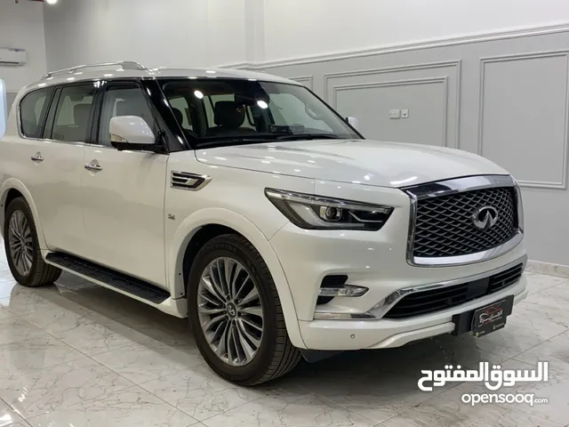 للبيع انفينيتي 2020QX-80ماشي 99الف