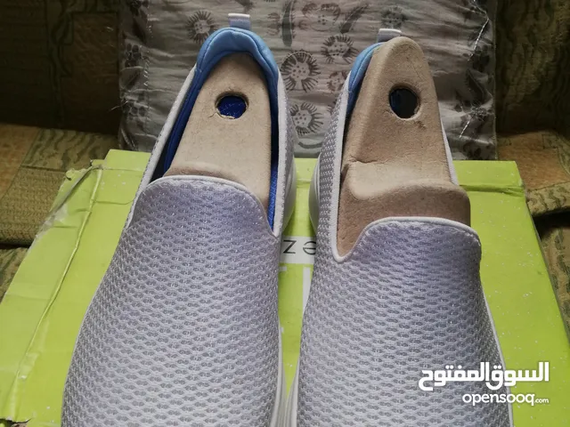 حذاء اسكيتشر جديد وارد الخارج