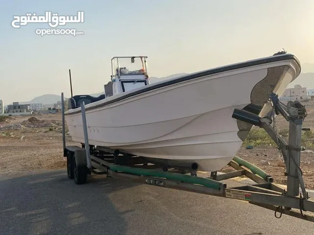 قارب مسطح 28 الفنه مع العربه