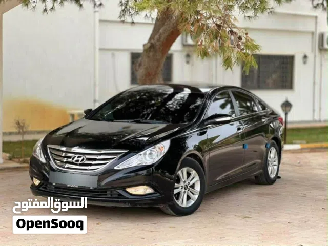 Used Hyundai Sonata in Tripoli