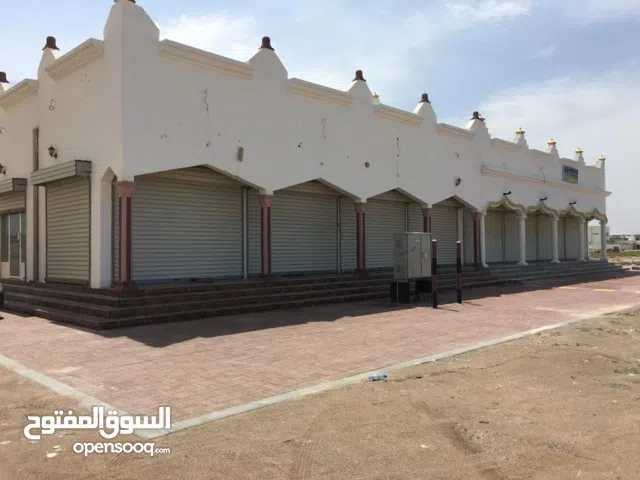 محلات في ولايه بركاء منطقه المريصي   Shops in Barka, Al-Muraissi