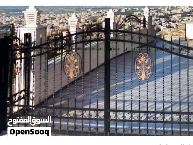 حداد متنقل صيانة تفصيل ابواب حديد شبك حماية  دربزين مضلات صيانة مطابخ الأمنيوم وتفصيل ابواب الأمنيوم