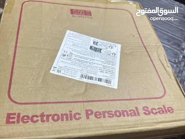 ميزان غير مفتوح بالكرتونة