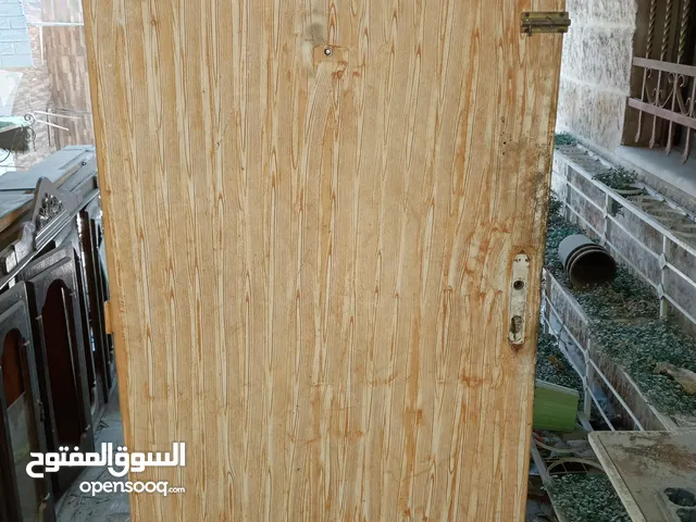 باب خشن ثقيل زان نظيف كامل مع الحلق للبيع