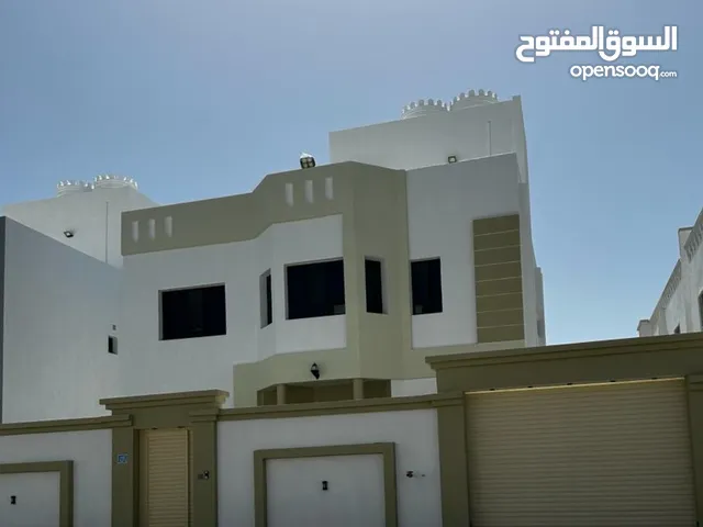 297 m2 More than 6 bedrooms Villa for Sale in Muscat Amerat
