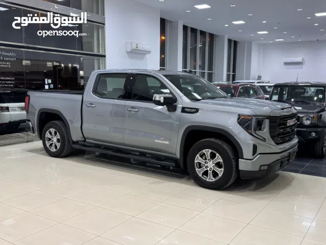GMC Sierra Elevation 2025 (Silver)